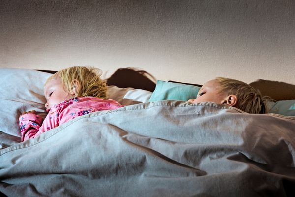 Ngủ đủ giấc giúp trẻ củng cố lại hệ miễn dịch