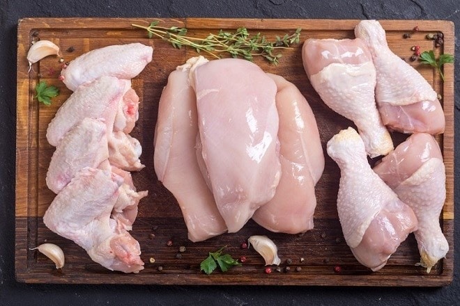Thịt gà ngoài kẽm còn chứa nhiều dinh dưỡng