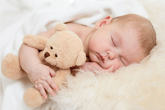 D3 giúp bé sơ sinh ngủ ngon, phát triển não bộ